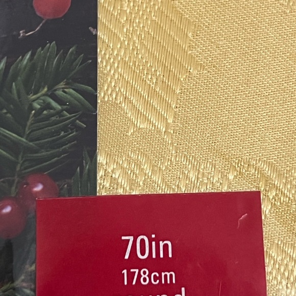 Holiday at Home Fabric Tablecloth, 70 inches, round - Picture 2 of 5